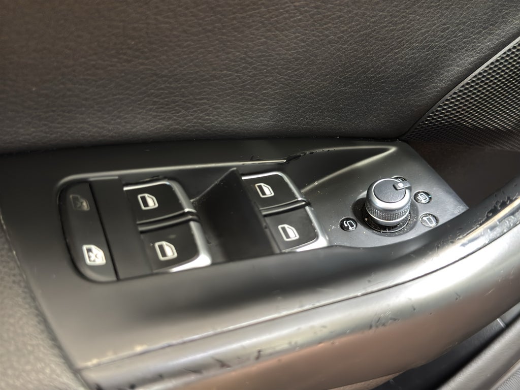 2015 Audi Q3 2.0T Prestige